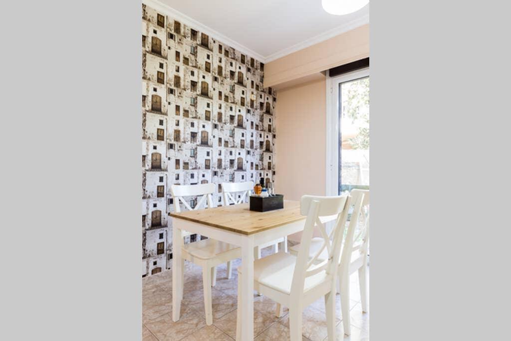 Sunny Apartment With 2 Bedrooms And Garden Glifada Exterior foto